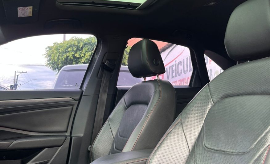 VW- Jetta GLI 350 TSI 2.0 2019 Automática.