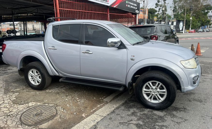 L200 Triton HPE 3.2 CD TB 2014 Diesel.