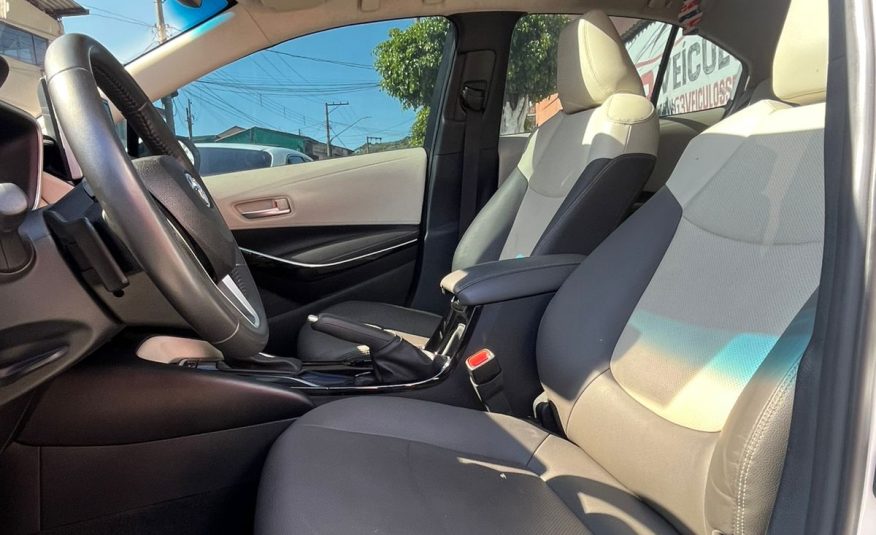 Toyota Corolla Altis Prem 2.0 2024 Automático.