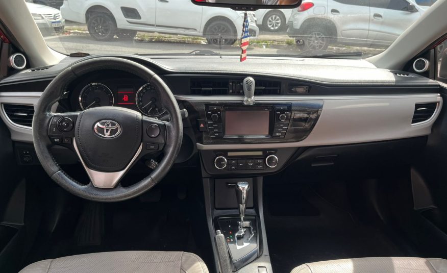 Toyota Corolla XEi 2.0 Automático 2015.